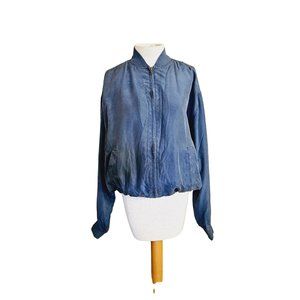 Uomo Silk bomber jacket size Medium blue light‎ weight